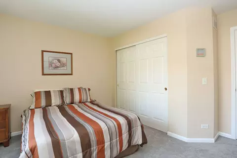 Bedroom - 344 Bay Dr, Itasca, IL 60143 photo 4 of 6