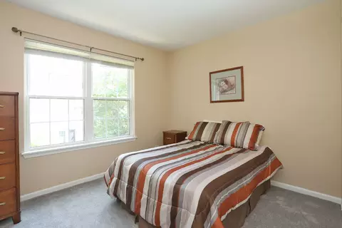 Bedroom - 344 Bay Dr, Itasca, IL 60143 photo 3 of 6