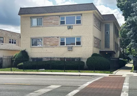 4757 N Keeler Ave #203, Chicago, IL 60630
