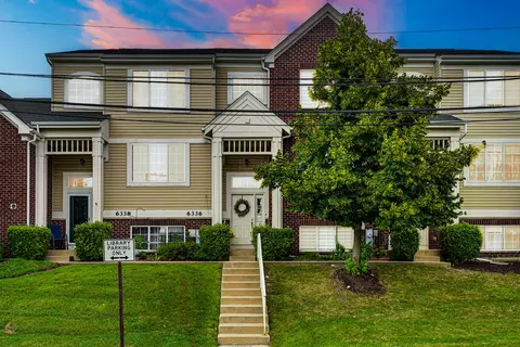 6336 Birmingham St #9-3, Chicago Ridge, IL 60415