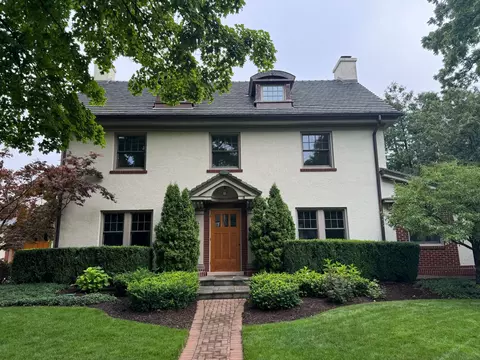 310 Liberty St, West Dundee, IL 60118