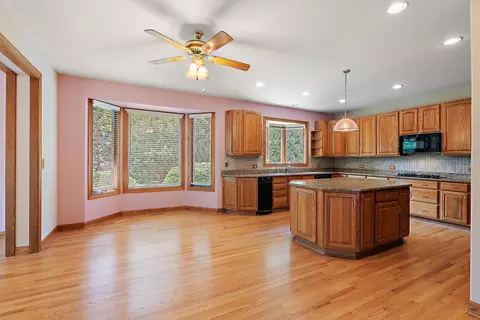 2621 Poplar View Bnd, Elgin, IL 60120 photo 14