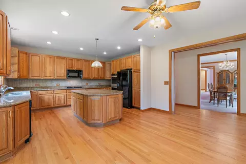 2621 Poplar View Bnd, Elgin, IL 60120 photo 13