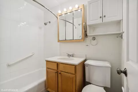 400 E Randolph St #2525, Chicago, IL 60601 photo 13