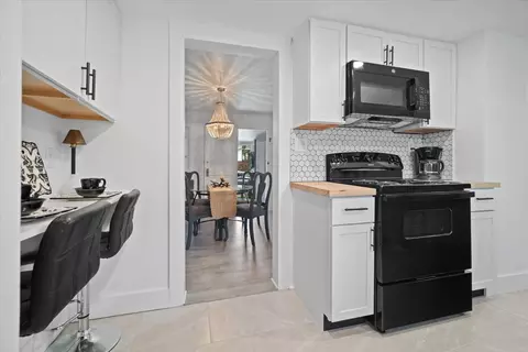 Kitchen - 306 E Stewart St, Bloomington, IL 61701 photo 1 of 4