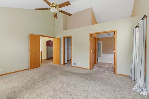 1427 Angle Tarn, West Dundee, IL 60118 photo 21
