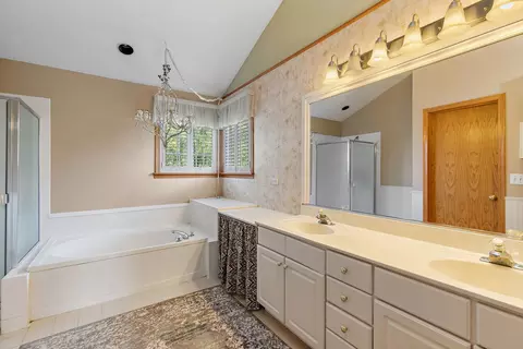 1427 Angle Tarn, West Dundee, IL 60118 photo 22