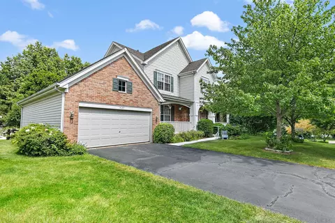 1427 Angle Tarn, West Dundee, IL 60118