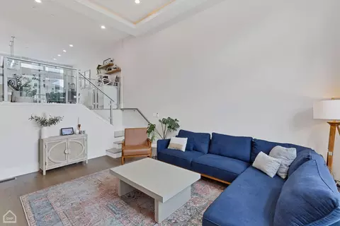 1013 E 62nd St, Chicago, IL 60637 photo 4
