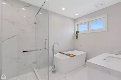 1013 E 62nd St, Chicago, IL 60637 photo 27