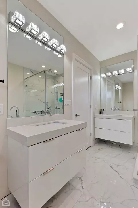 1013 E 62nd St, Chicago, IL 60637 photo 29