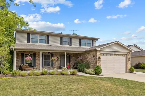 590 Lorelei Dr, Schaumburg, IL 60193