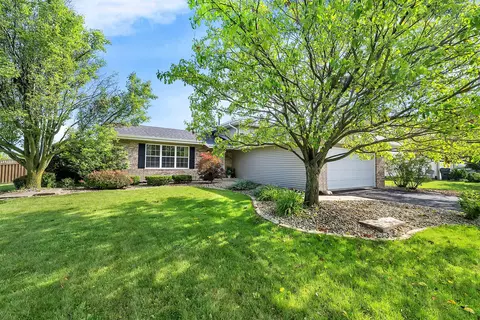 7956 Wheatfield Dr, Frankfort, IL 60423