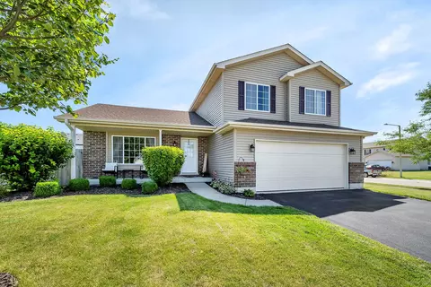 1104 Kim Ct, Joliet, IL 60431