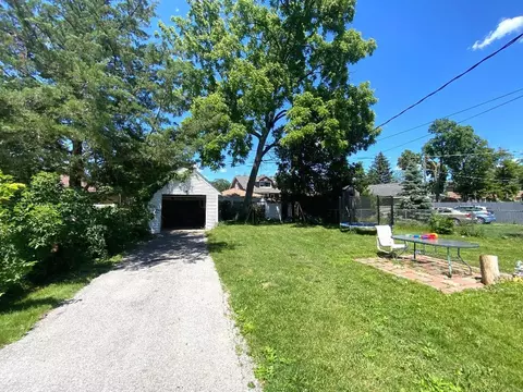 1704 E Algonquin Rd, Des Plaines, IL 60016 photo 19