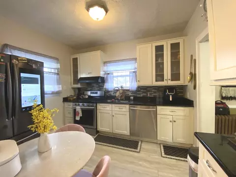 1704 E Algonquin Rd, Des Plaines, IL 60016 photo 11