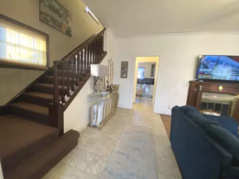 1704 E Algonquin Rd, Des Plaines, IL 60016 photo 5