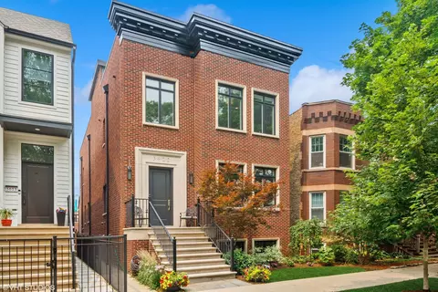 3622 N Leavitt St, Chicago, IL 60618
