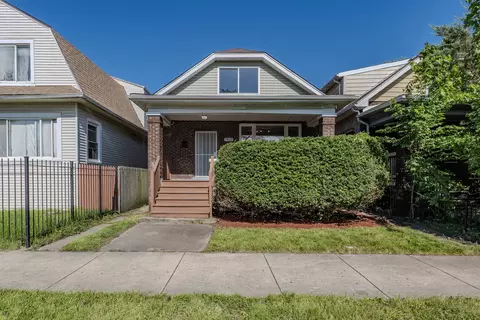 7925 S Colfax Ave, Chicago, IL 60617