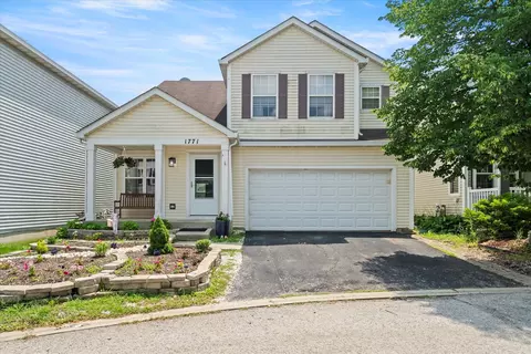 1771 Hickory Park Ln, Aurora, IL 60504