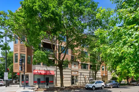3202 N Paulina St #2S, Chicago, IL 60657
