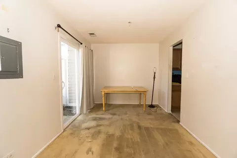 Living - 646 Harbor Ter, Bartlett, IL 60103 photo 3 of 3