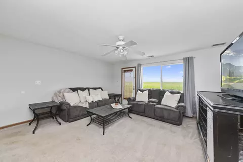 1925 Waters Edge Dr #1925, Minooka, IL 60447 photo 14