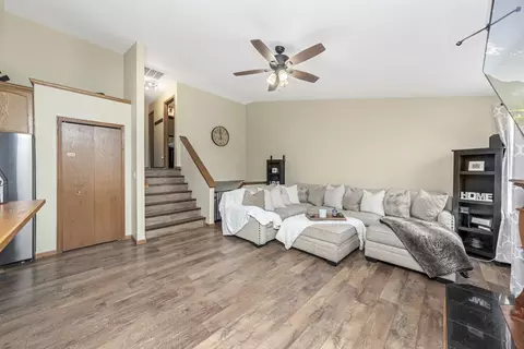 1925 Waters Edge Dr #1925, Minooka, IL 60447 photo 9