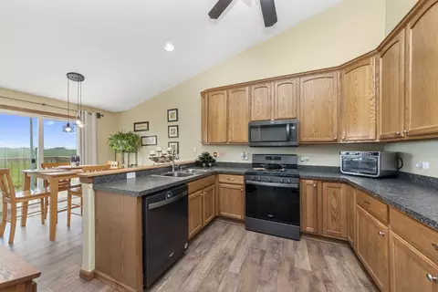 1925 Waters Edge Dr #1925, Minooka, IL 60447 photo 4