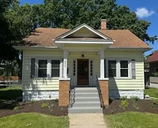 824 State St, Lemont, IL 60439
