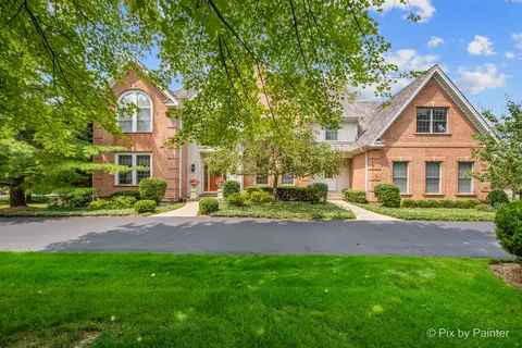 27101 W Coventry Ct, Lake Barrington, IL 60010