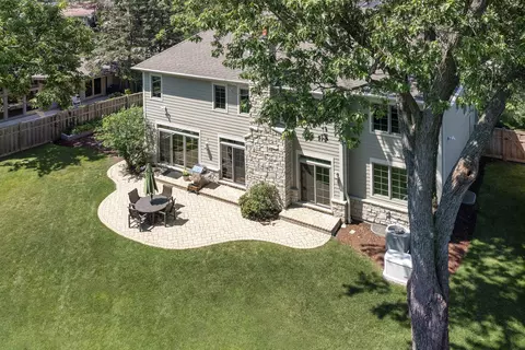 2215 Pinehurst Dr, Glenview, IL 60025 photo 25