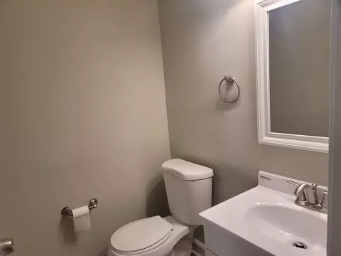 Bath - 24 Willow Rd, Matteson, IL 60443 photo 1 of 1