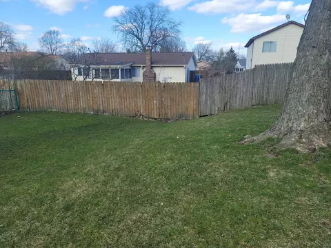 Exterior - 24 Willow Rd, Matteson, IL 60443 photo 2 of 3