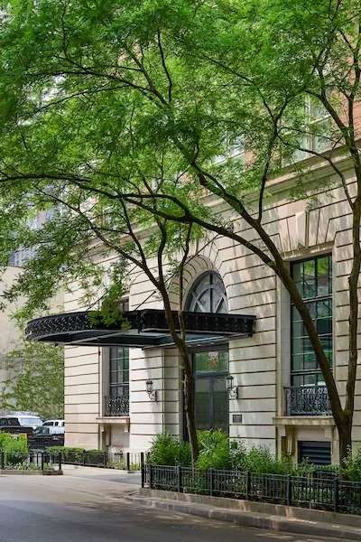 1300 N State Pkwy #1201, Chicago, IL 60610