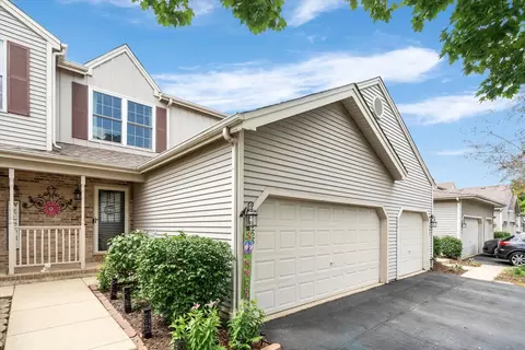 1488 Foxcroft Dr, Aurora, IL 60506
