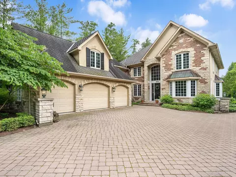 612 N Elm St, Hinsdale, IL 60521