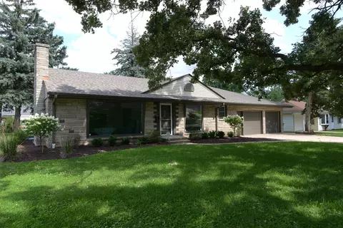 148 Central Ave, Aurora, IL 60506