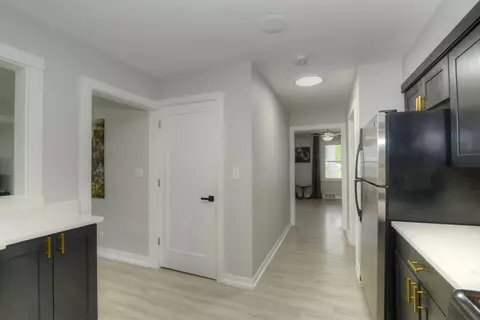 Entry Way - 148 Central Ave, Aurora, IL 60506 photo 1 of 3