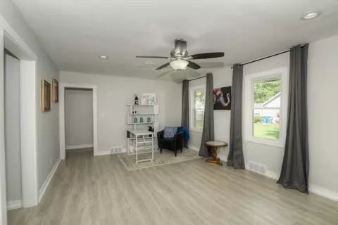 Living - 148 Central Ave, Aurora, IL 60506 photo 5 of 5