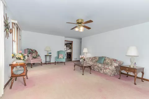 95 W 34th St, Steger, IL 60475 photo 9
