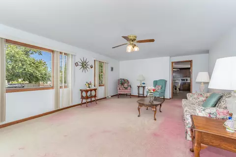 95 W 34th St, Steger, IL 60475 photo 8