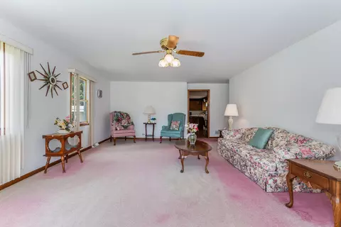 95 W 34th St, Steger, IL 60475 photo 7