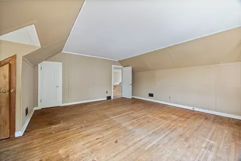Bedroom - 815 Logan Ave, Elgin, IL 60120 photo 4 of 5