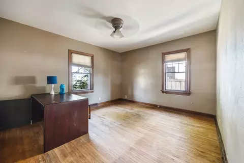 Bedroom - 815 Logan Ave, Elgin, IL 60120 photo 1 of 5