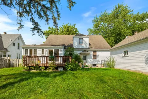 Exterior - 815 Logan Ave, Elgin, IL 60120 photo 6 of 6