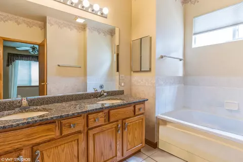 Bath - 13612 Redbud Ct, Plainfield, IL 60544 photo 1 of 2