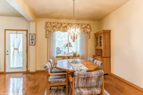 Dining - 13612 Redbud Ct, Plainfield, IL 60544 photo 1 of 1