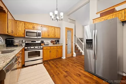 Kitchen - 16608 Edgewood Rd, Plainfield, IL 60586 photo 3 of 3