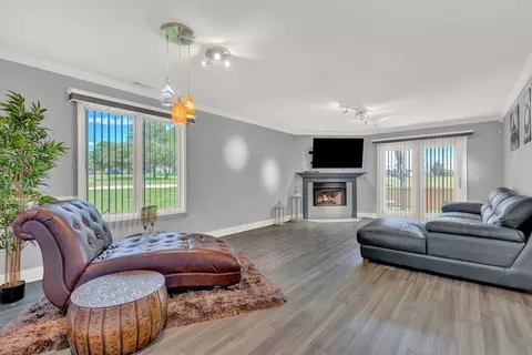 Living - 2602 Eagle Dr #0, Joliet, IL 60436 photo 1 of 1